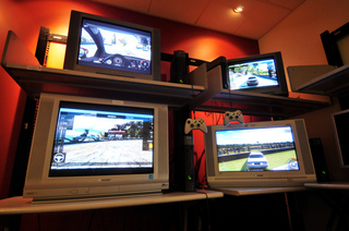 Illustration for article titled Gallery: Inside Forza Motorsport, Part I: The Office